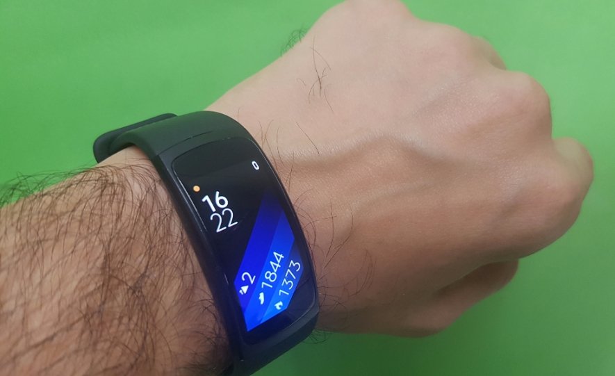 Samsung Gear Fit 2 faz você ter vontade de ir à academia