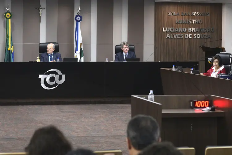 TCU: prefeitos contam com os recursos para fechar as contas do ano e não violar a lei de responsabilidade fiscal (Valter Campanato/Agência Brasil)