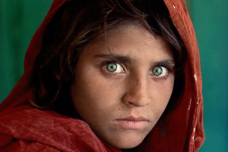 Sharbat Gula: ela foi detida pelas autoridades paquistanesas (National Geographic/Reprodução)