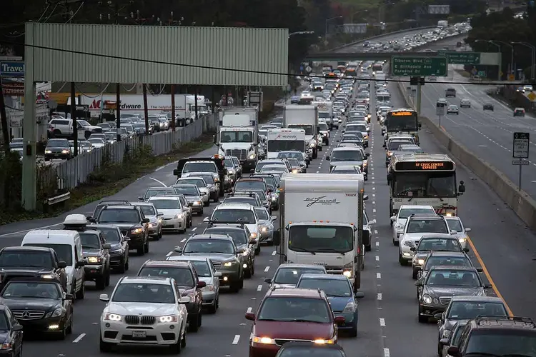 Congestionamento: o excessivo movimento é causado pelos feriados prolongados (Justin Sullivan/Getty Images)