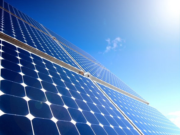 Energia solar: o comissionamento da nova usina solar deverá acontecer no 3º trimeste de 2017 (Divulgação/Shutterstock)