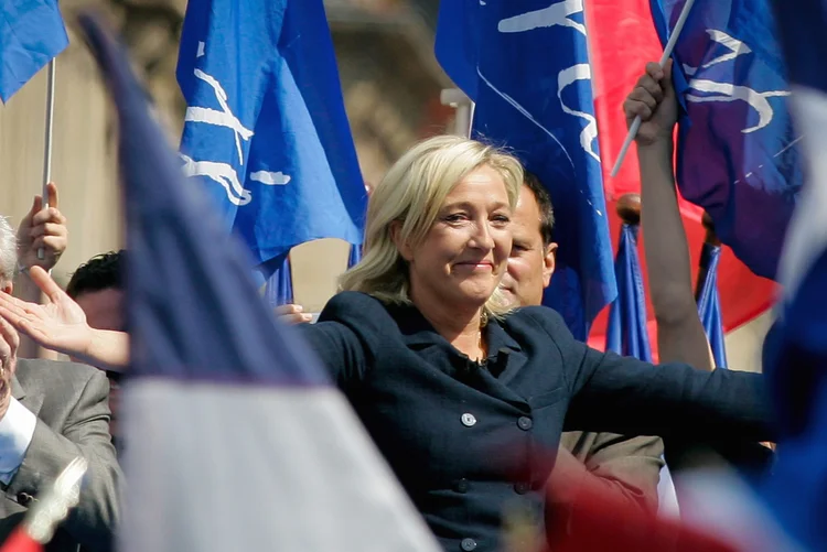 Marine Le Pen: "O que ocorreu não é o fim do mundo, é o fim de um mundo", disse Le Pen em 9 de novembro, ao opinar que a eleição do magnata (Franck Prevel/Getty Images)