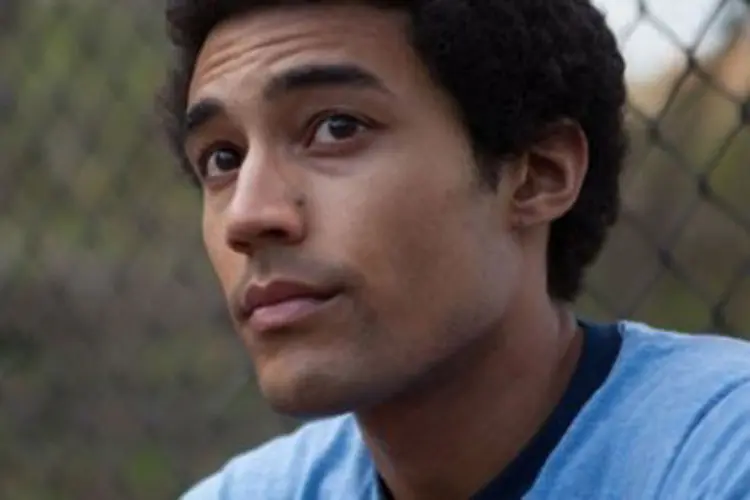 Barry: quem interpreta o protagonista durante seus anos de estudante universitário em Nova York é o estreante ator Devon Terrell (Facebook/Reprodução)