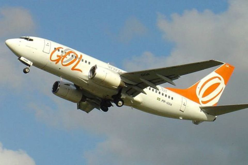 Gol espera queda de até 5% em decolagens em 2017