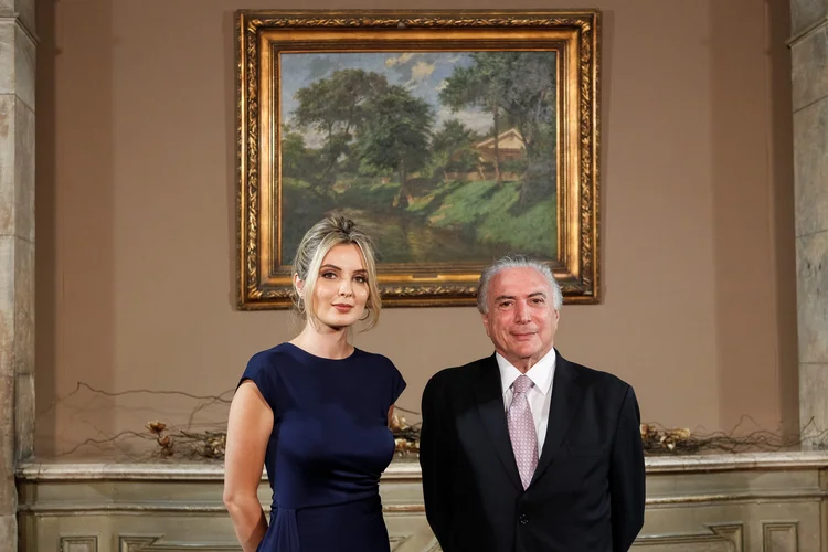 Marcela e Michel Temer: "Em assunto diverso, o presidente da República notou que no dia de hoje (terça, 14) tentou-se imputar-lhe a pecha de inimigo e censor da imprensa", disse o porta-voz