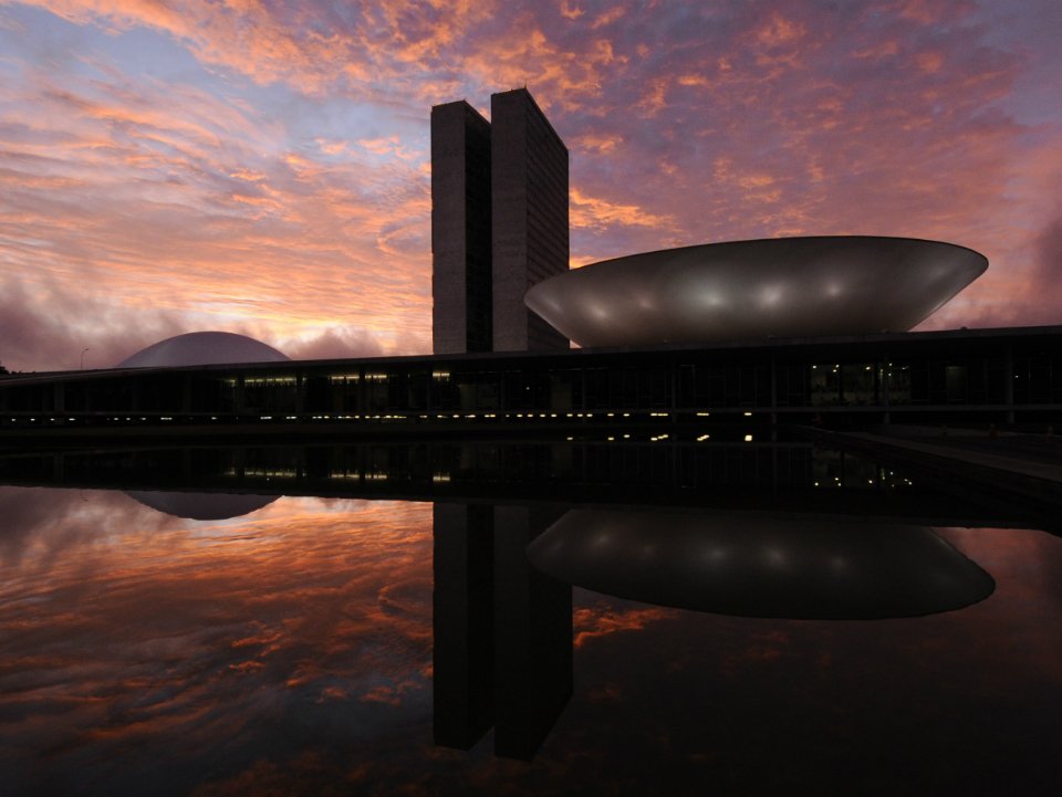 13 cursos gratuitos do Senado para decifrar o Brasil em 2017
