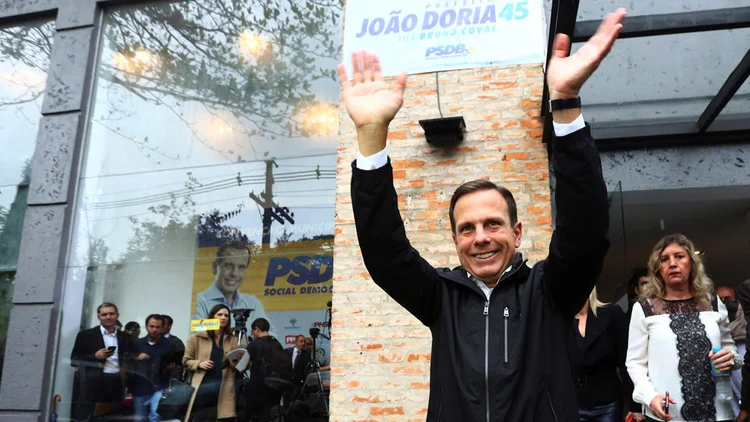 Jo]ao Doria: projeto de Doria libera também o aumento do teto do funcionalismo municipal, que passará a ser automaticamente de R$ 30,4 mil