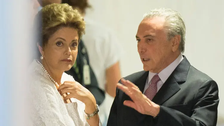 Dilma e Temer: recibos ajudam na tese da defesa de Dilma, de que as contas da campanha não eram separadas (foto/Agência Brasil)