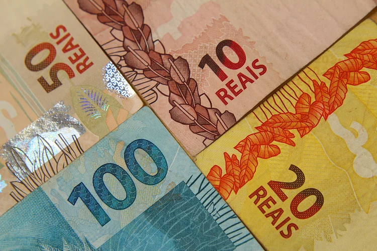 Dinheiro: No ano passado, foram apenas 954 milhões de cédulas