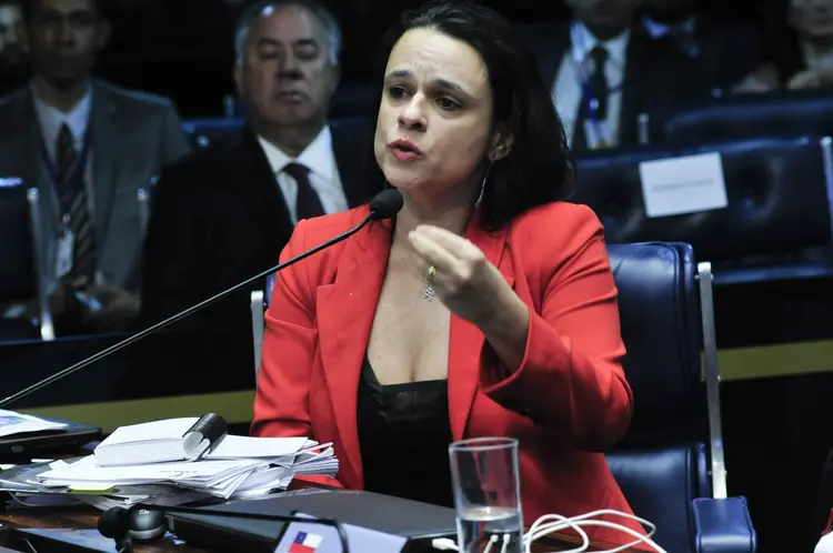 Na avaliação de Bolsonaro, Janaína pode contribuir na campanha à Presidência (Geraldo Magela/Agência Senado)