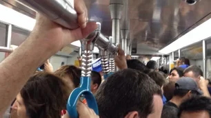 Imagem referente à matéria: Nos trilhos do sucesso: música do MetrôRio tem letra inspirada na história de cariocas e passageiros