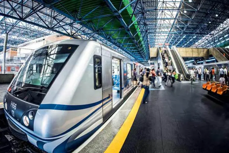 Metrô: a passagem comum fica 3,80 reais (./Reprodução)