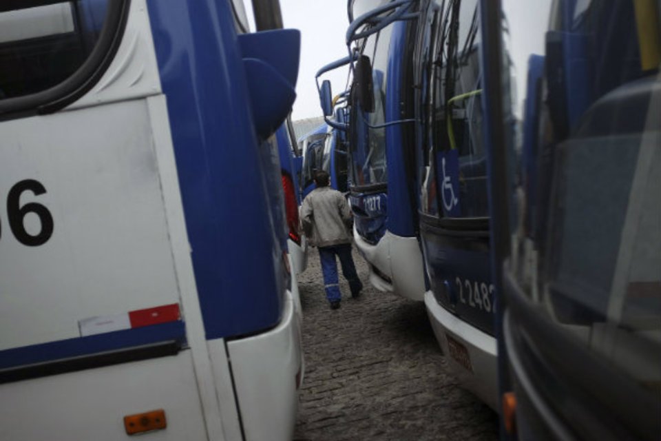 Greve de ônibus no ABC paulista afeta 45 mil passageiros