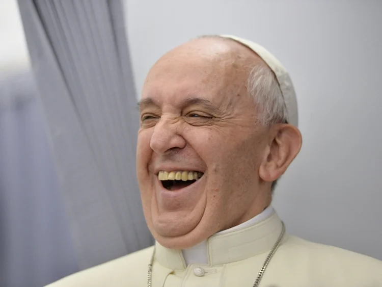 Francisco: "quando as crianças são acolhidas, amadas, a família é sadia, a sociedade melhora, o mundo é mais humano"