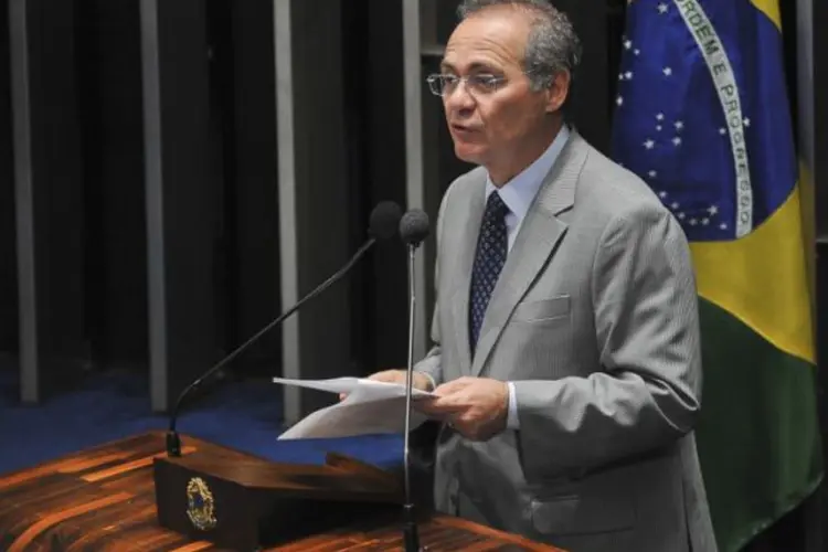 Renan Calheiros: "propus ao presidente que ele se antecipasse à decisão do STF em relação à multa da repatriação para estados e municípios", disse