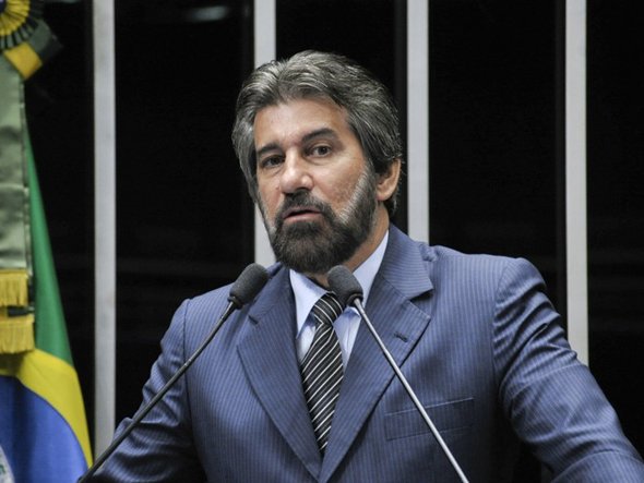 Fachin libera para julgamento denúncia contra senador Raupp