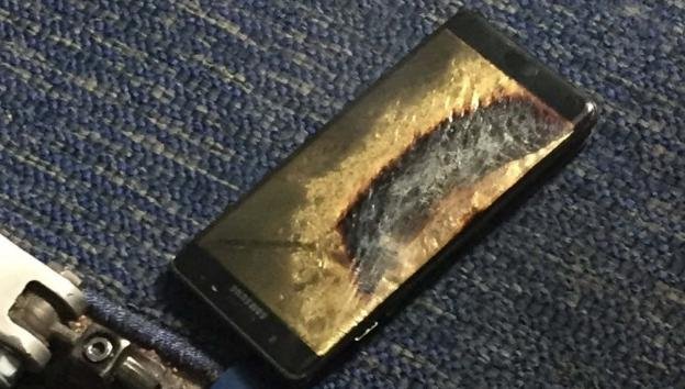 Agora é crime levar um Galaxy Note 7 dentro de um avião nos EUA
