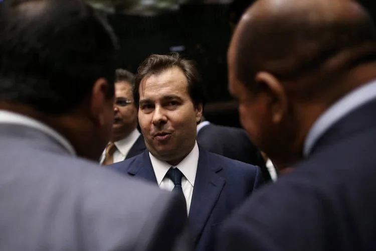 
	Rodrigo Maia (DEM-RJ) na C&acirc;mara dos Deputados: a PGR pediu Congresso Nacional arquivamento ou a altera&ccedil;&atilde;o do texto da PEC
 (REUTERS/Adriano Machado)
