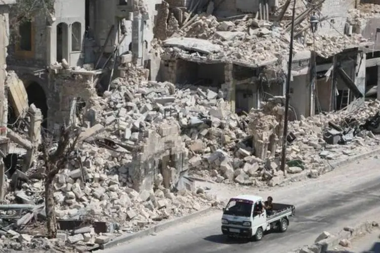 Aleppo, na Síria: exército sírio apoiado pela Rússia capturou grandes áreas dos rebeldes a leste de Aleppo na última fase de sua campanha (REUTERS/Abdalrhman Ismail)