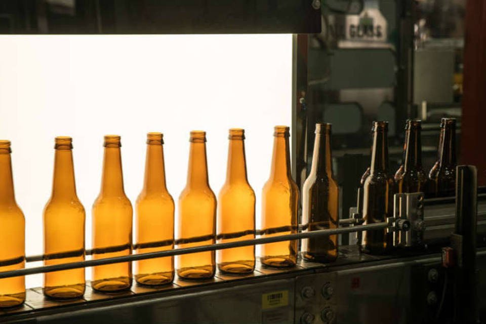 Ambev foi a empresa que mais ganhou valor no último mês