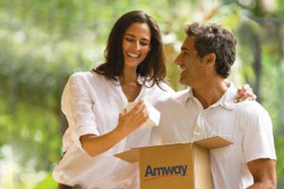 
	Em 2012, vendas diretas da Amway superaram as da Avon
 (Divulgação)