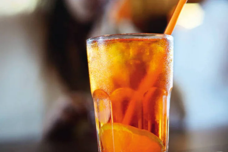 Aperol, num bar em São Paulo (Alexandre Battibugli/EXAME)