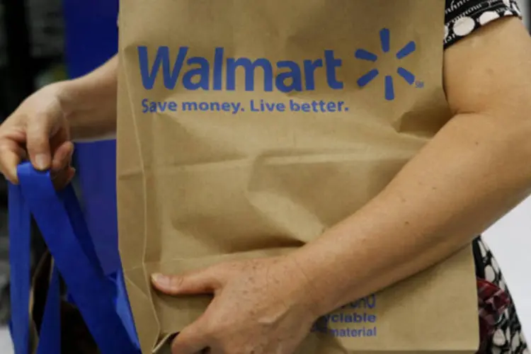 WalMart voltou a deixar os analistas preocupados por seu atraso a respeito da Amazon após seus últimos resultados trimestrais (Patrick T. Fallon/Bloomberg/Bloomberg)