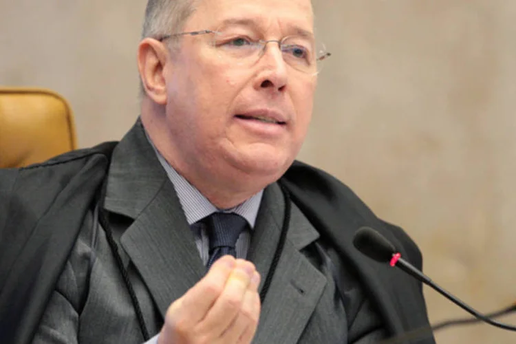 
	Celso de Mello: &quot;nada recomp&otilde;e os grav&iacute;ssimos efeitos que derivam do gesto de infidelidade ao texto da Lei Fundamental da Rep&uacute;blica&quot;, afirmou o ministro
 (Carlos Humberto/SCO/STF)