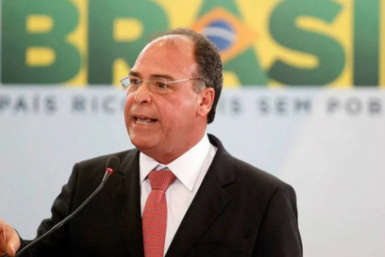 
	Fernando Bezerra: senador &eacute; acusado de realizar os esfor&ccedil;os pol&iacute;ticos para assegurar as obras de infraestrutura da refinaria Abreu e Lima e garantir os incentivos tribut&aacute;rios
 (Divulgação/Ministério da Integração Nacional/Divulgação)