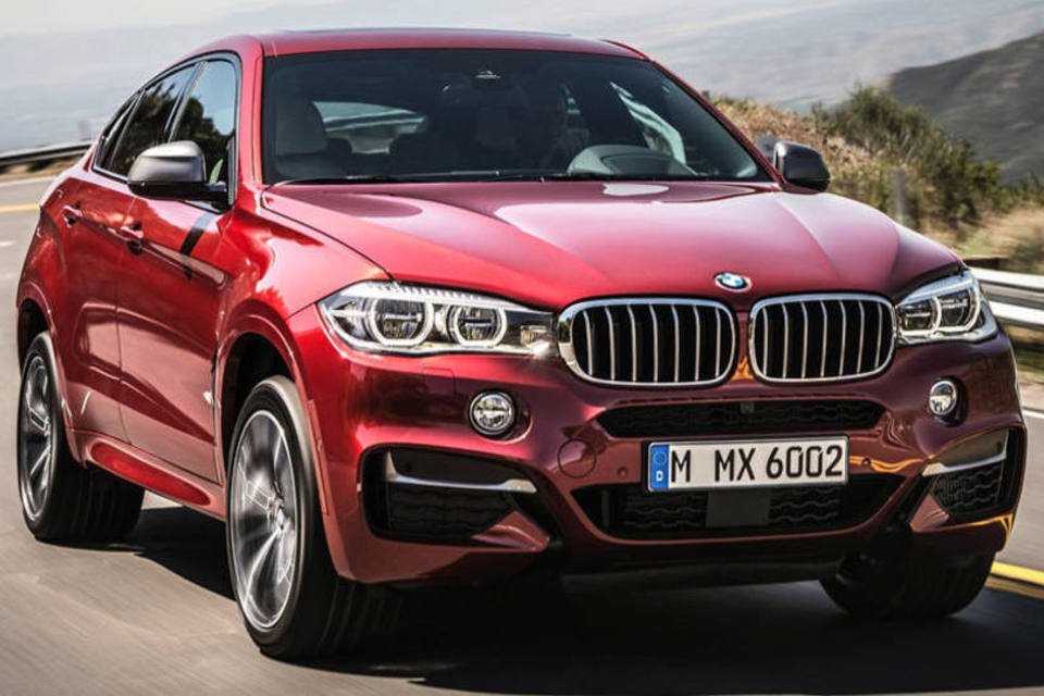 BMW oficializa X6 2015