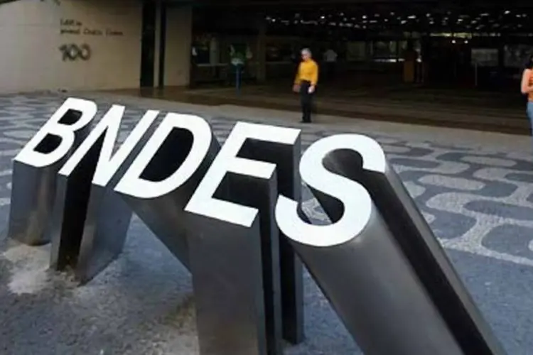 BNDES: segundo relator, dos mais de R$ 591 bilhões dispendidos pelo BNDES em 2014, grande parte está concentrada nos dez maiores devedores (Foto/Divulgação)