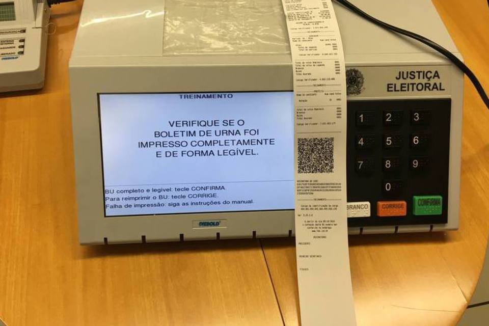 Câmara instala esta semana comissão para reforma política