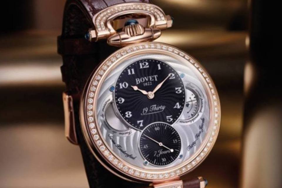 Relógio Bovet faz sucesso a ganha versão em ouro rosa
