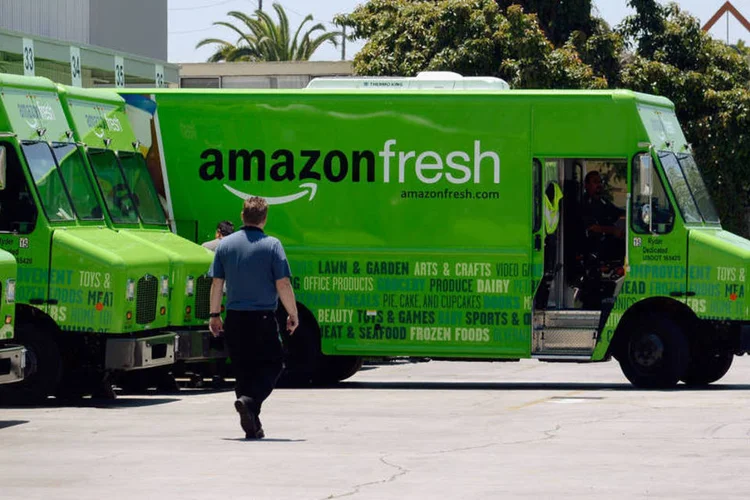 
	AmazonFresh: consumidores far&atilde;o o pedido de itens como leite, manteiga de amendoim ou cereais por um app

