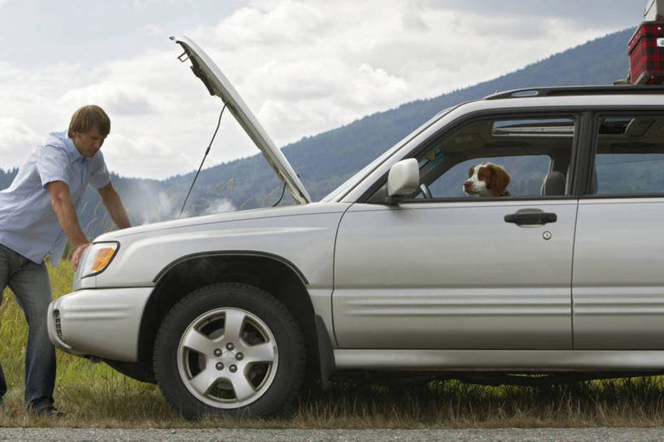 Quanto custa manter um carro compacto, um sedan e um SUV