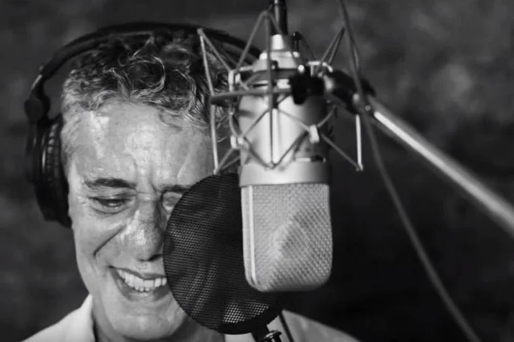Chico Buarque: escritor foi um dos assinantes do documento ao lado de Luís Fernando Veríssimo e Milton Hatoum, dentre outros (YouTube/Reprodução)