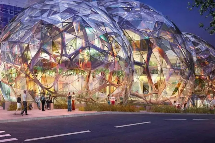 Construção da nova sede da Amazon, em Seattle, nos Estados Unidos (NBBJ/Seattle.gov)