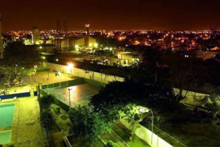 Com a crise econômica global, ano passado teve queda de 1,1% no consumo total de energia elétrica em relação a 2008 (.)
