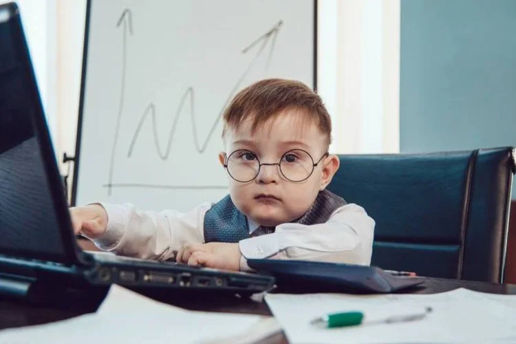 
	Executivo mirim: 4 em cada 5 crian&ccedil;as imaginam banqueiros como homens e enfermeiras como mulheres
 (Thinkstock/Kanashkin)