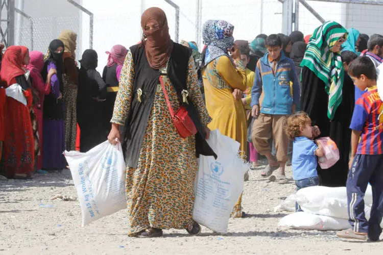 
	Refugiados: a Acnur teme que muitos deslocados fujam do pa&iacute;s e atravessem a fronteira para buscar ref&uacute;gio na S&iacute;ria ou na Turquia
 (Ako Rasheed / Reuters)