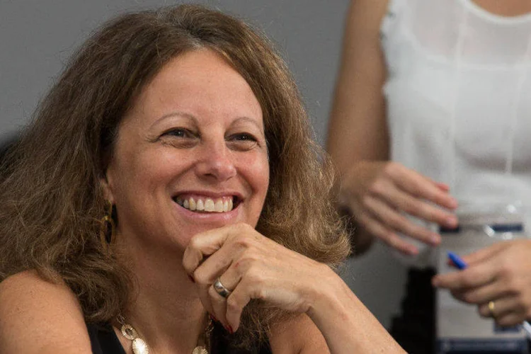 
	Deborah Vieitas: &quot;estamos numa boa trajet&oacute;ria para a retomada do crescimento&quot;, disse
 (Divulgação/amcham)