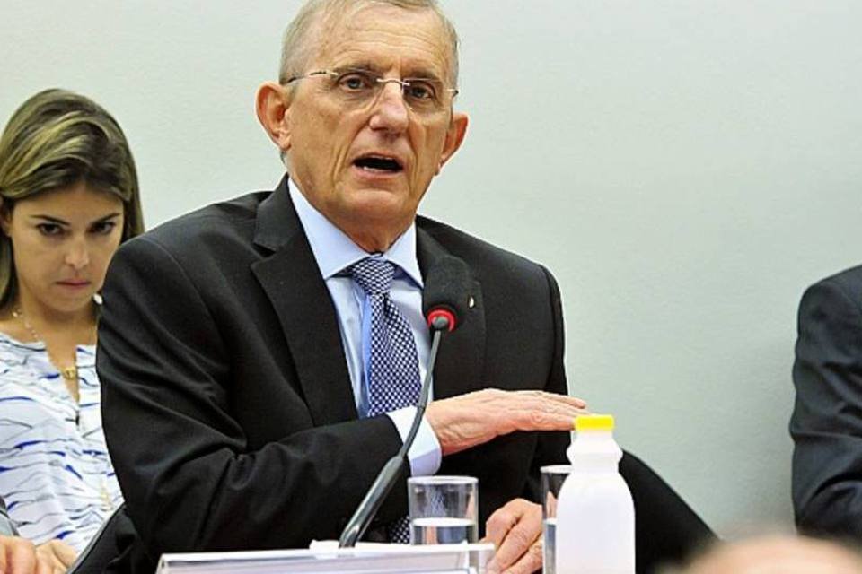 Raio-X da PEC dos gastos: os impactos em saúde e educação