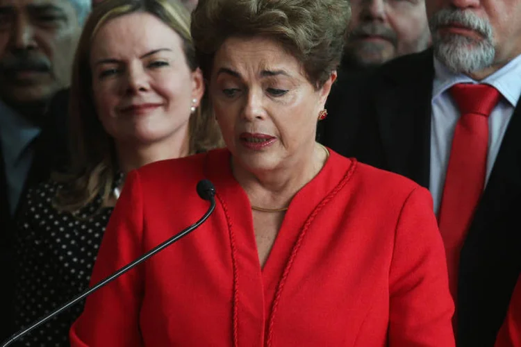 
	Dilma: foto da ex-presidente &eacute; colocada na galeria 41 dias ap&oacute;s sua cassa&ccedil;&atilde;o
 (Mario Tama/Getty Images)