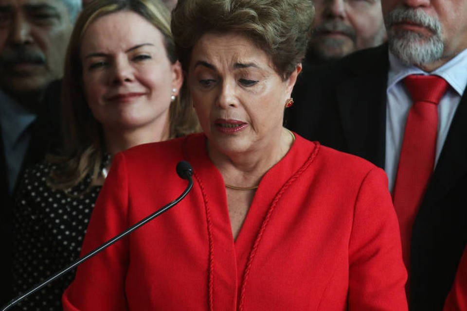 Foto de Dilma vai para galeria de ex-presidentes do Planalto