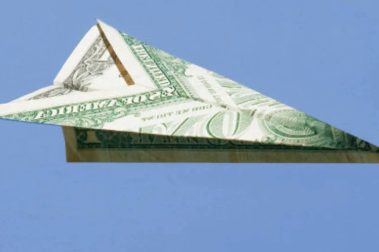 Entenda as diferentes formas de transferência do dinheiro e pague menos
