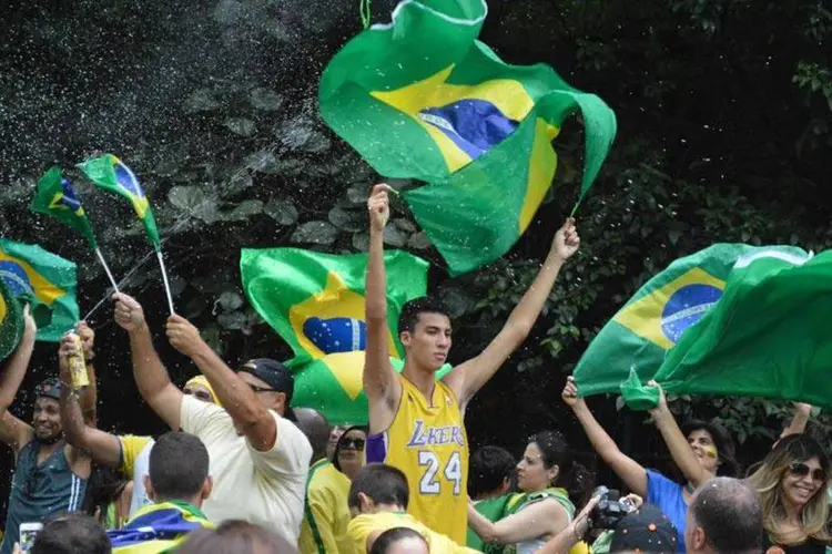 Manifestantes na Avenida Paulista, no dia 15/3/2015 (Fabio Teixeira/ Exame.com)