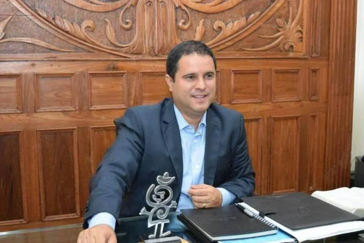 
	Edivaldo Holanda J&uacute;nior, com 45,65% dos votos v&aacute;lidos, vai disputar o segundo turno das elei&ccedil;&otilde;es
 (Reprodução Facebook)
