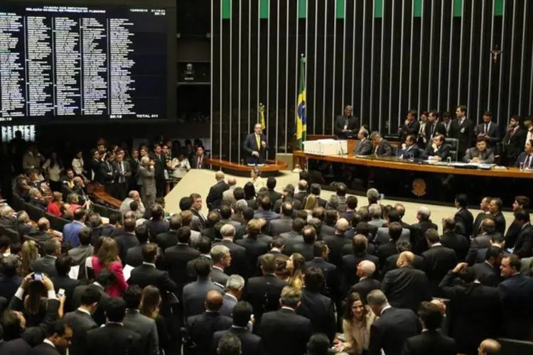 Câmara: com o adiamento da leitura, a votação da admissibilidade da PEC também deve ser adiada (Fabio Rodrigues Pozzebom/Agência Brasil)
