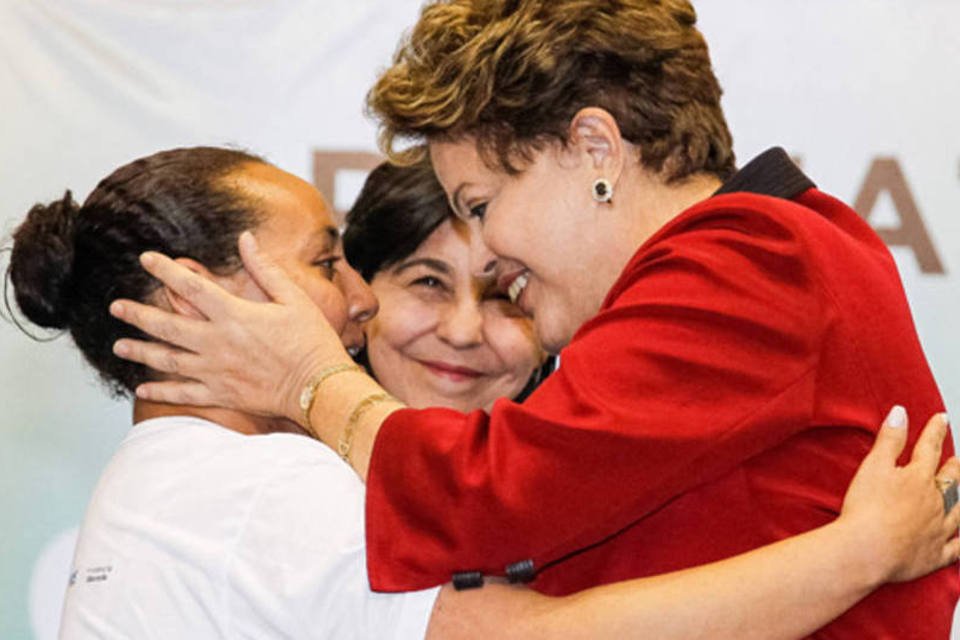 Dilma diz que atende pedido do povo com o Mais Médicos