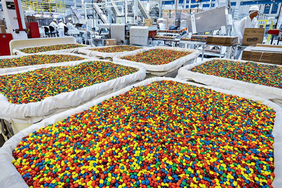 Mars, dona do M&Ms, recorre ao mercado para financiar aquisição bilionária